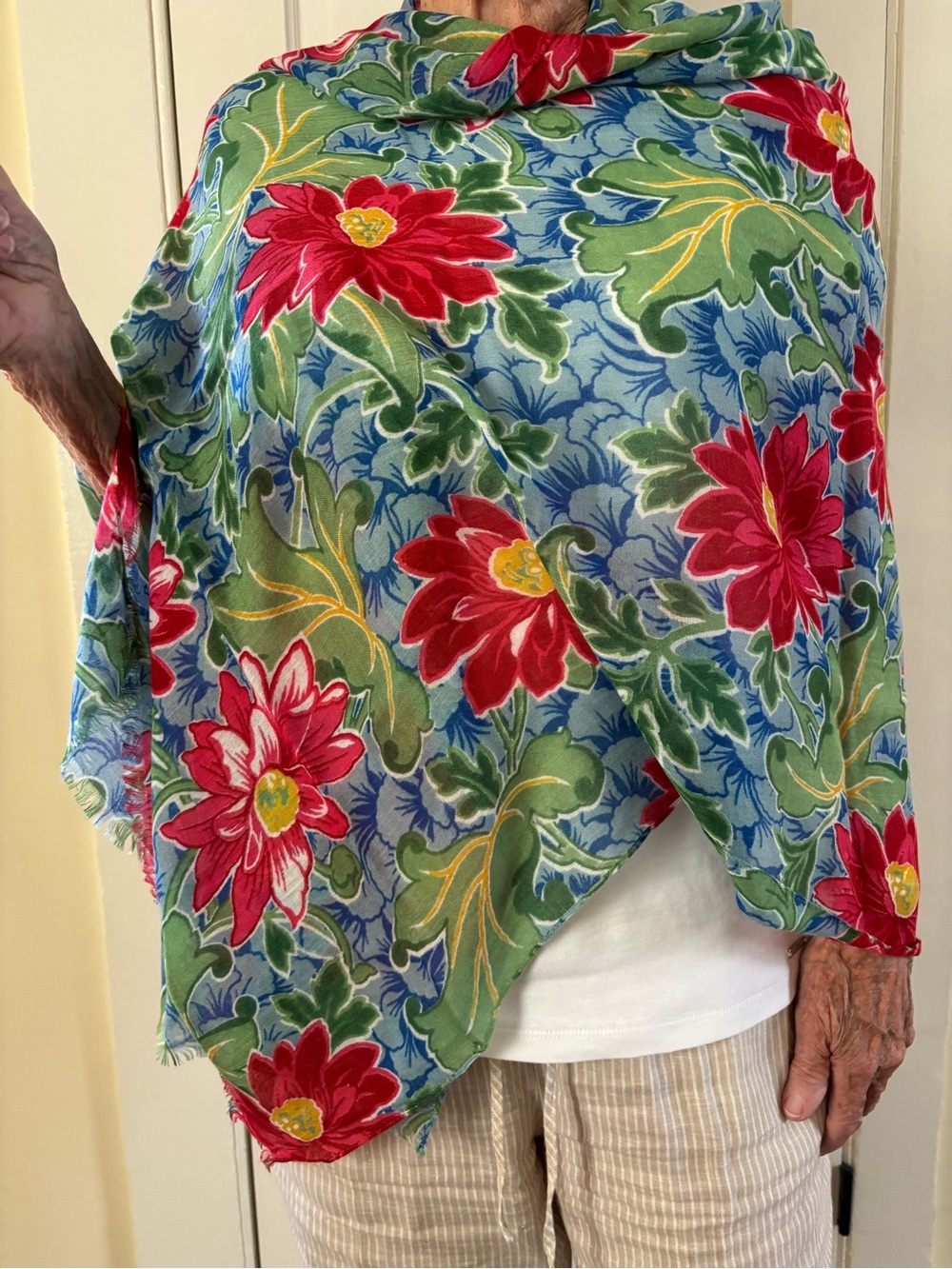 EUC Talbots Red & Blue Floral Cotton Scarf Fringe Edge